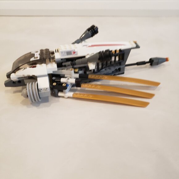 LEGO Ninjago Ultra Sonic Raider Set 9449 - Picture 11 of 12